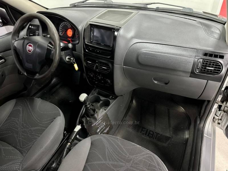 FIAT - SIENA - 2014/2014 - Prata - Sob Consulta