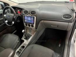 FORD - FOCUS - 2011/2011 - Prata - Sob Consulta