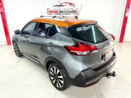 NISSAN - KICKS - 2017/2017 - Cinza - R$ 81.900,00