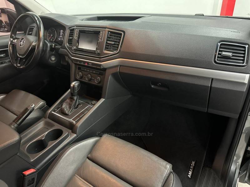 VOLKSWAGEN - AMAROK - 2019/2019 - Cinza - R$ 139.900,00