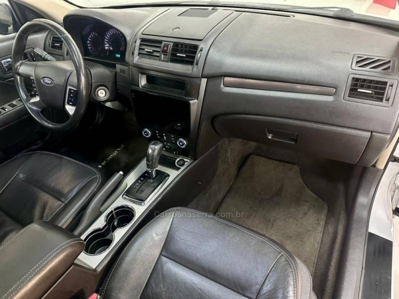 FORD - FUSION - 2011/2011 - Branca - Sob Consulta