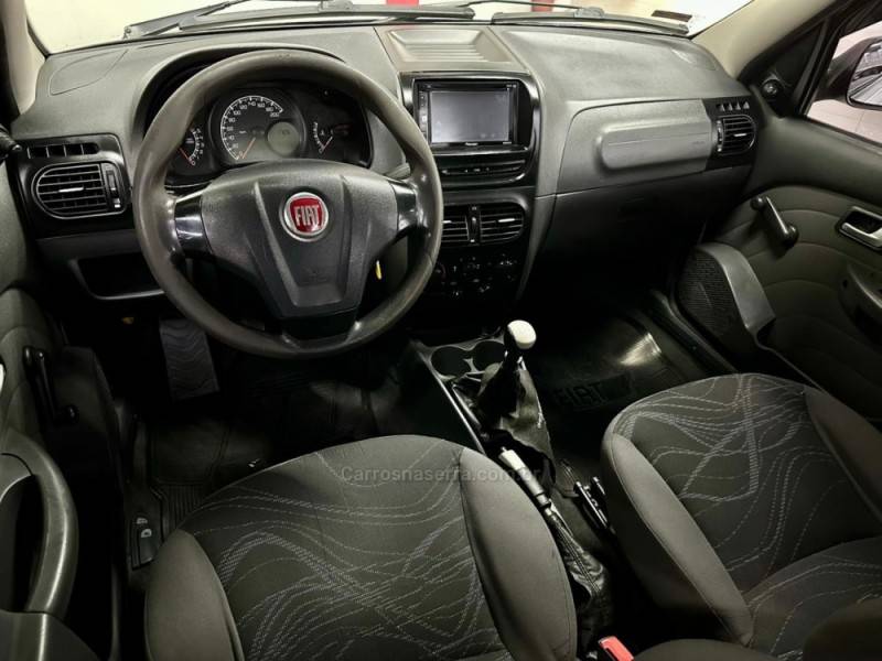 FIAT - SIENA - 2014/2014 - Prata - Sob Consulta