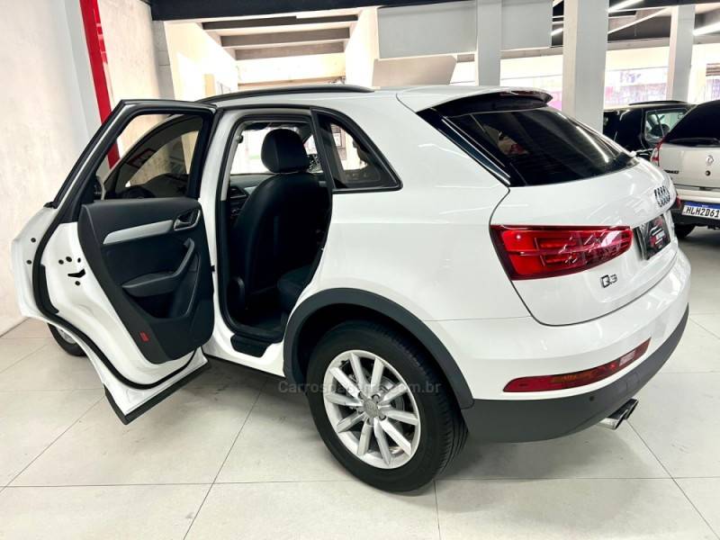 AUDI - Q3 - 2017/2017 - Branca - R$ 94.900,00