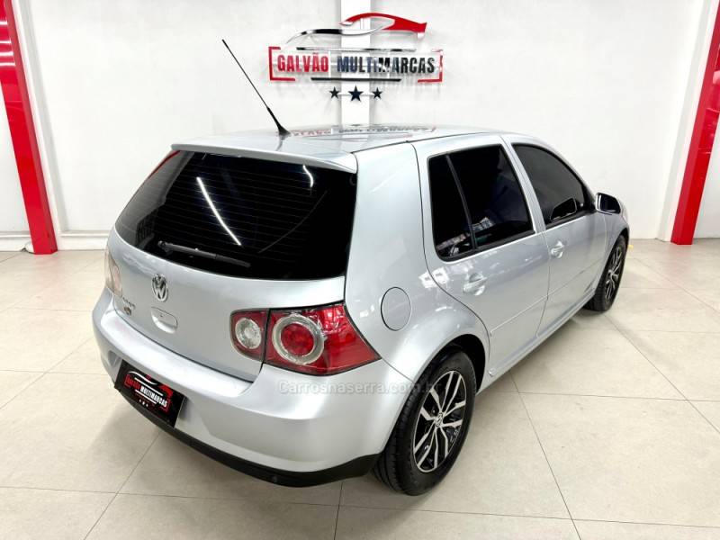 VOLKSWAGEN - GOLF - 2009/2009 - Prata - R$ 40.900,00