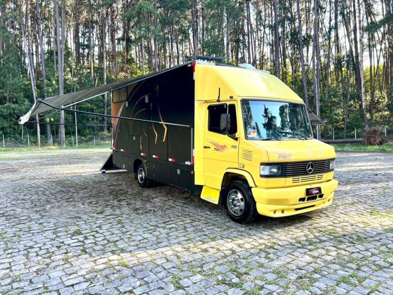 MERCEDES-BENZ - 710 PLUS - 2003/2003 - Amarela - R$ 259.900,00