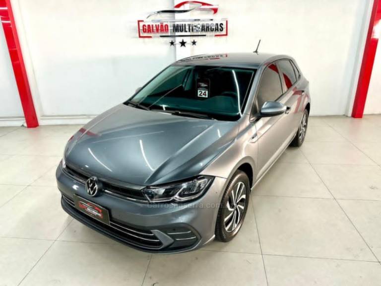 VOLKSWAGEN - POLO - 2024/2024 - Prata - Sob Consulta