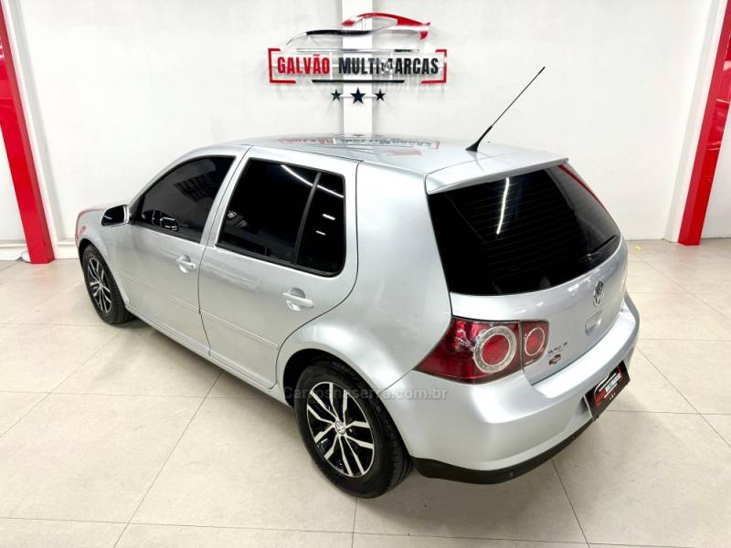 VOLKSWAGEN - GOLF - 2009/2009 - Prata - R$ 40.900,00