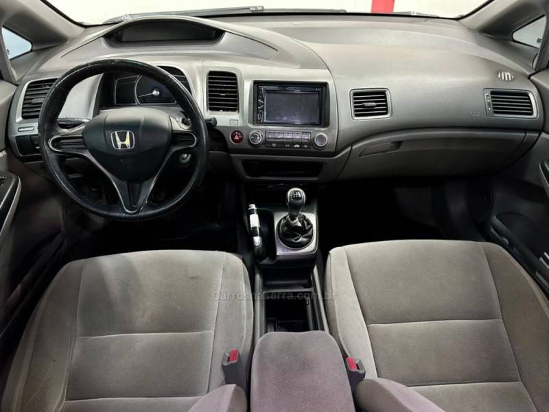 HONDA - CIVIC - 2008/2008 - Prata - Sob Consulta