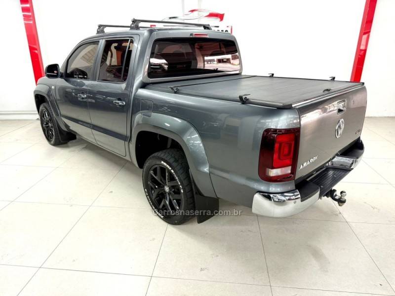 VOLKSWAGEN - AMAROK - 2019/2019 - Cinza - R$ 139.900,00