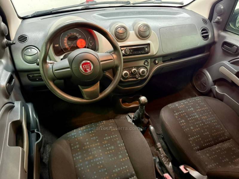 FIAT - UNO - 2014/2014 - Azul - R$ 32.900,00