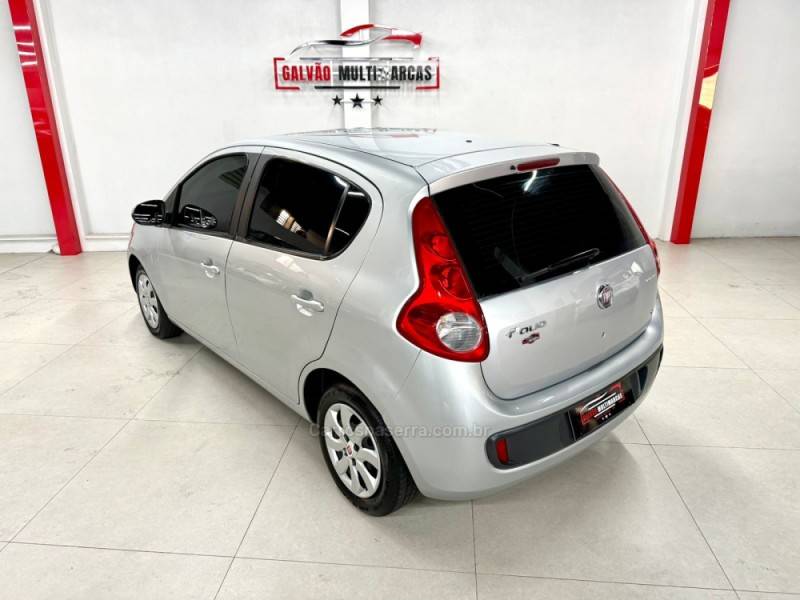 FIAT - PALIO - 2013/2013 - Prata - R$ 37.900,00