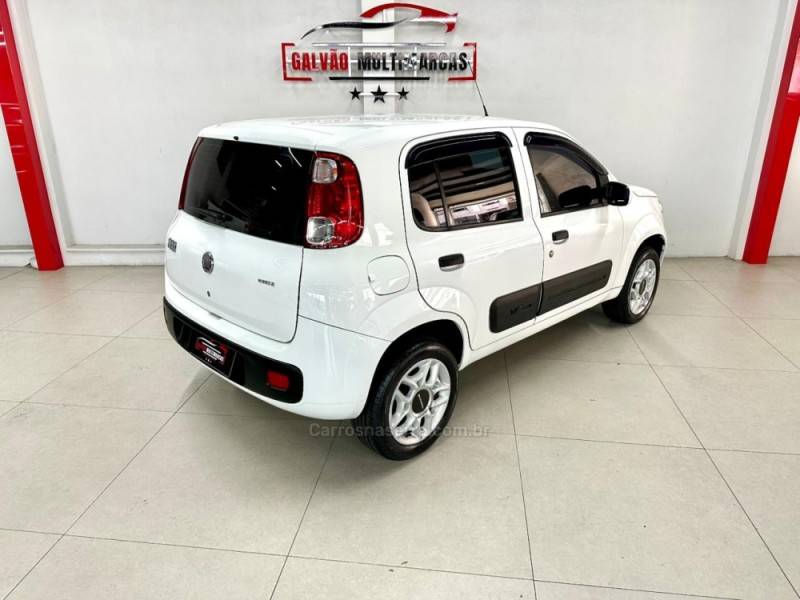 FIAT - UNO - 2011/2011 - Branca - Sob Consulta
