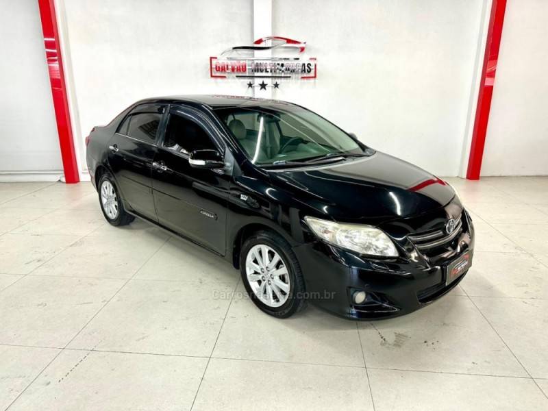 TOYOTA - COROLLA - 2010/2010 - Preta - Sob Consulta