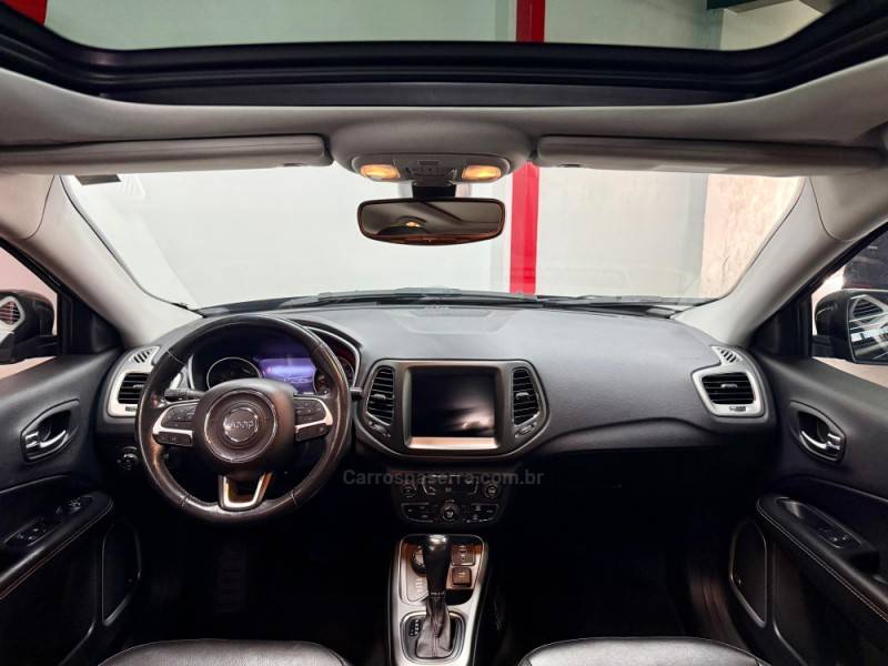 JEEP - COMPASS - 2020/2020 - Preta - R$ 112.900,00