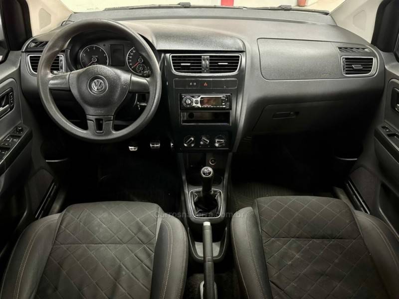 VOLKSWAGEN - FOX - 2013/2013 - Branca - Sob Consulta