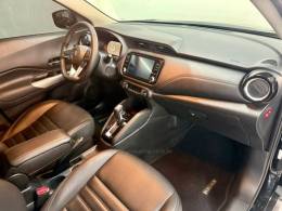 NISSAN - KICKS - 2022/2022 - Preta - R$ 109.900,00