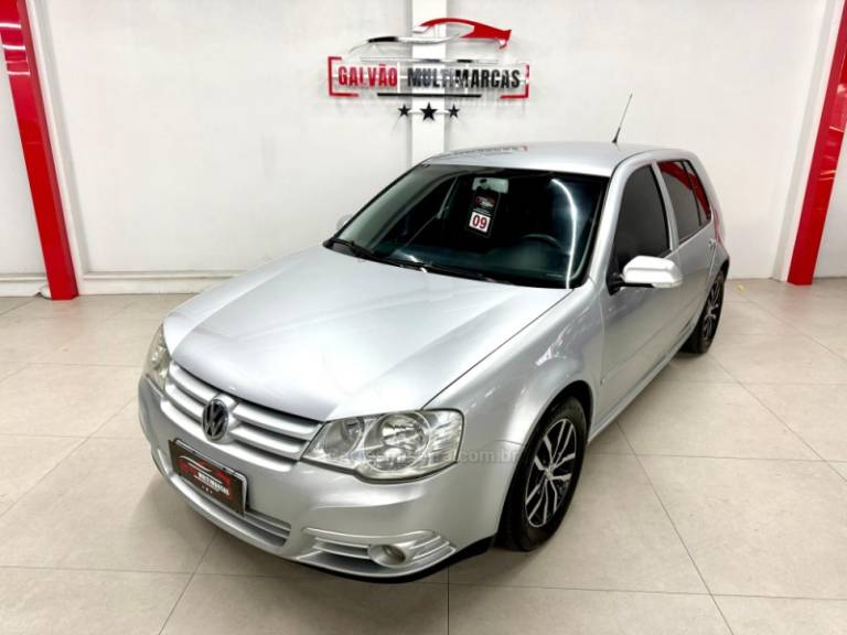 VOLKSWAGEN - GOLF - 2009/2009 - Prata - R$ 40.900,00