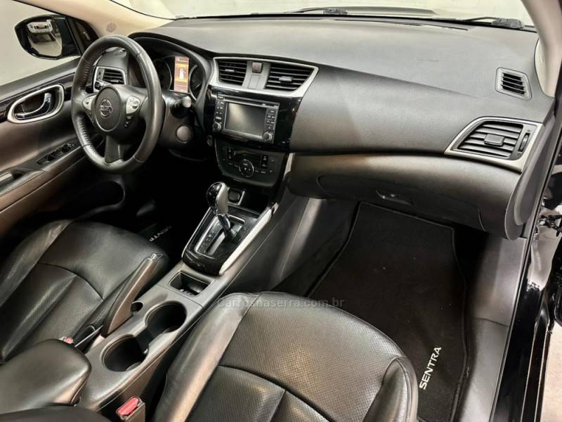 NISSAN - SENTRA - 2017/2017 - Preta - Sob Consulta