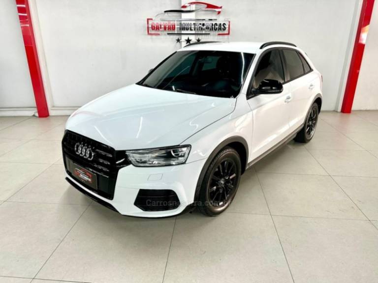 AUDI - Q3 - 2017/2017 - Branca - Sob Consulta