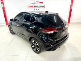 NISSAN - KICKS - 2022/2022 - Preta - R$ 109.900,00