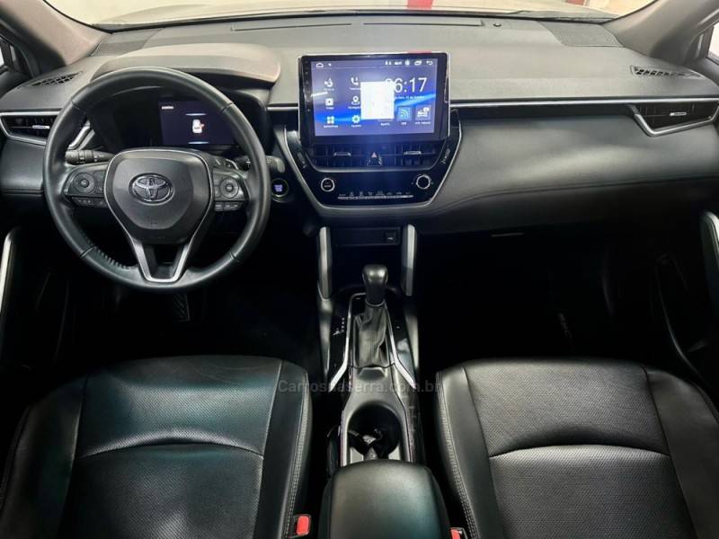 TOYOTA - COROLLA - 2023/2023 - Prata - Sob Consulta
