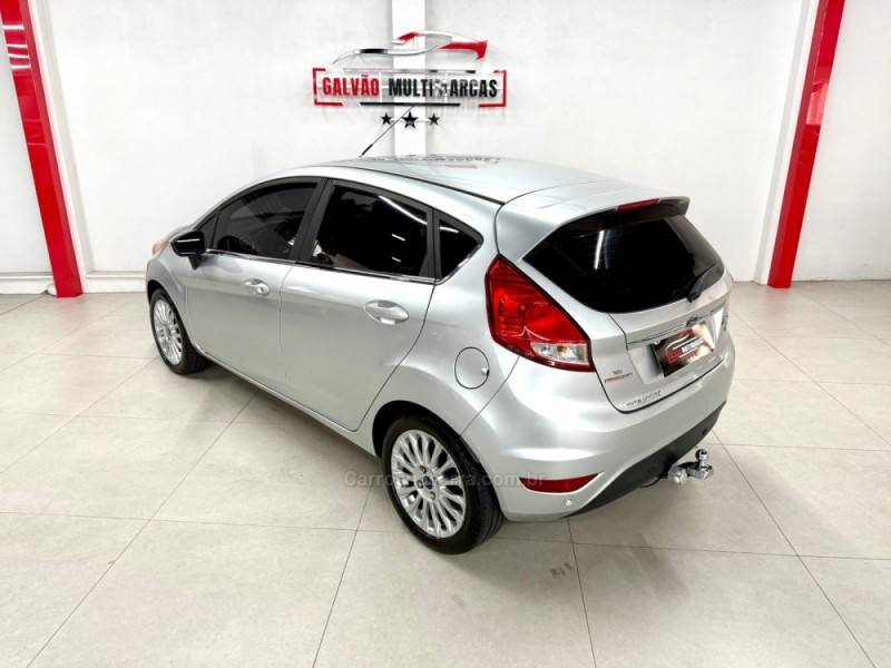 FORD - FIESTA - 2014/2014 - Prata - R$ 45.900,00