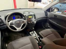 HYUNDAI - I30 - 2012/2012 - Preta - R$ 46.900,00