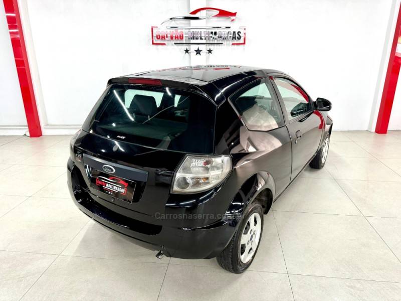 FORD - KA - 2011/2011 - Preta - R$ 23.900,00