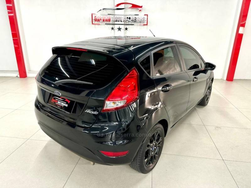 FORD - FIESTA - 2014/2014 - Preta - Sob Consulta