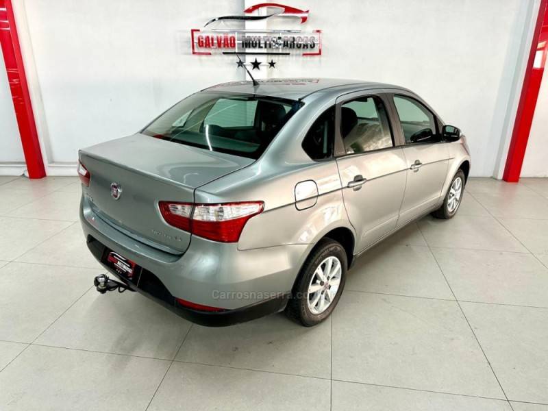 FIAT - GRAND SIENA - 2014/2014 - Prata - Sob Consulta
