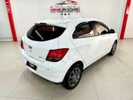 CHEVROLET - ONIX - 2013/2013 - Branca - Sob Consulta