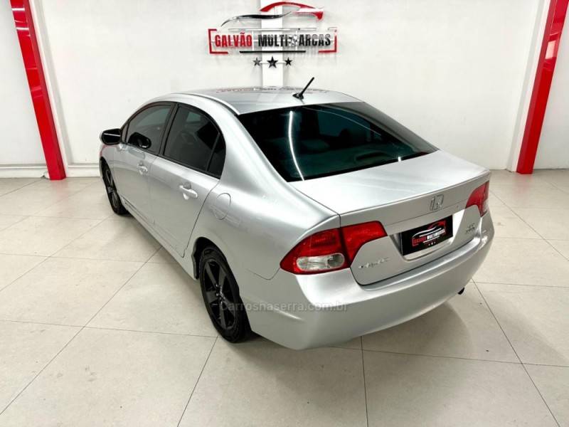 HONDA - CIVIC - 2008/2008 - Prata - Sob Consulta