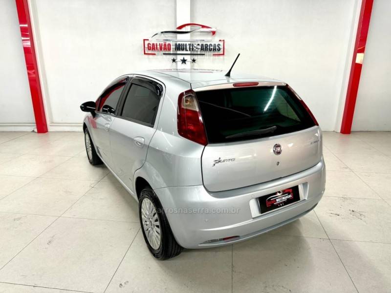 FIAT - PUNTO - 2011/2011 - Prata - Sob Consulta