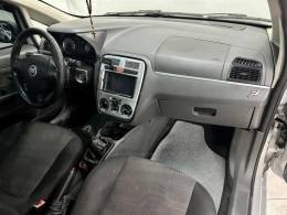 FIAT - PUNTO - 2011/2011 - Prata - Sob Consulta