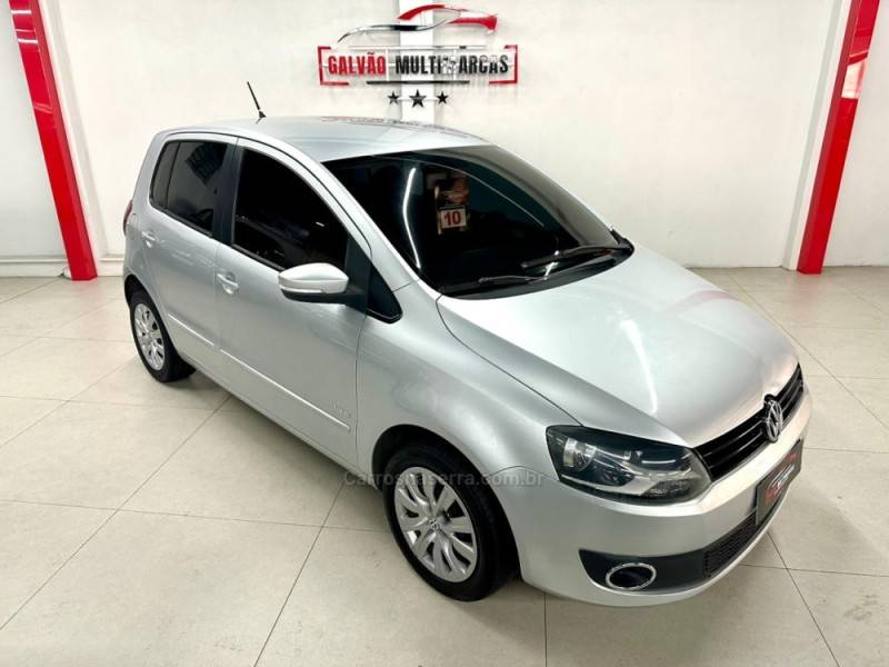 VOLKSWAGEN - FOX - 2010/2010 - Prata - Sob Consulta