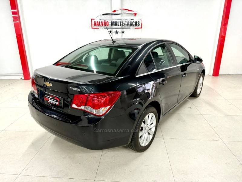 CHEVROLET - CRUZE - 2015/2015 - Preta - R$ 62.900,00