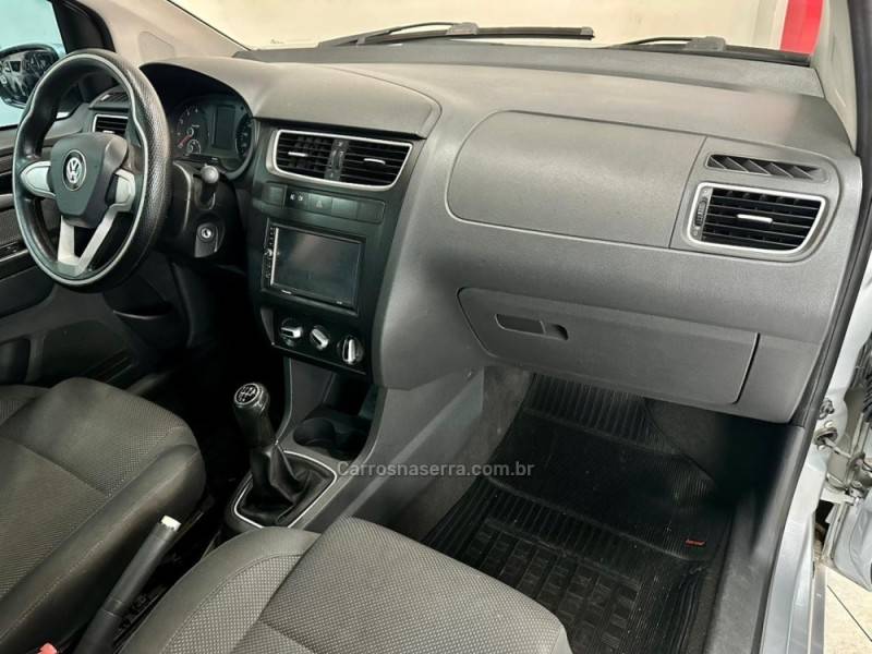 VOLKSWAGEN - FOX - 2010/2010 - Prata - Sob Consulta