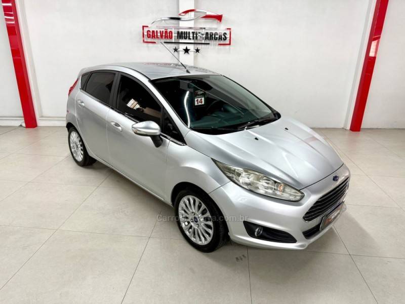 FORD - FIESTA - 2014/2014 - Prata - R$ 45.900,00