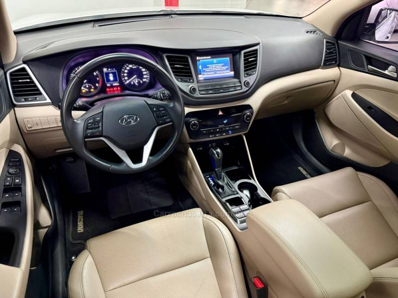 HYUNDAI - TUCSON - 2021/2021 - Branca - R$ 120.900,00
