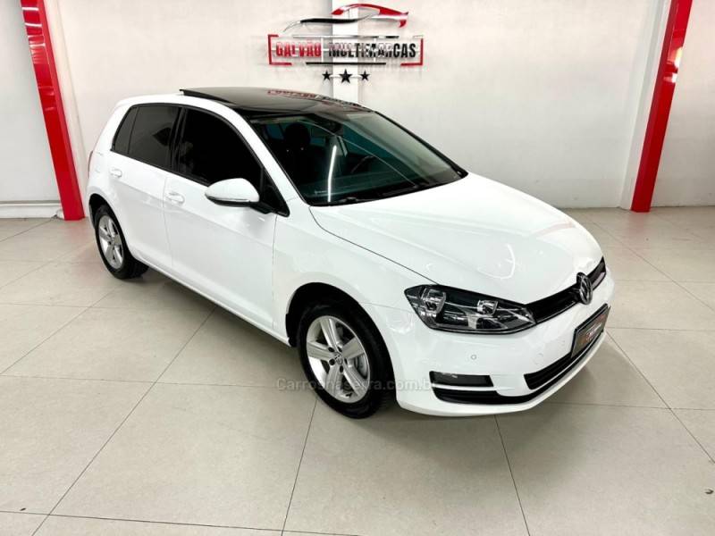 VOLKSWAGEN - GOLF - 2015/2015 - Branca - R$ 80.900,00