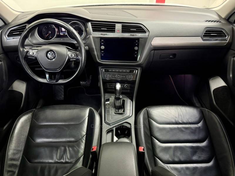 VOLKSWAGEN - TIGUAN - 2019/2019 - Branca - R$ 121.900,00