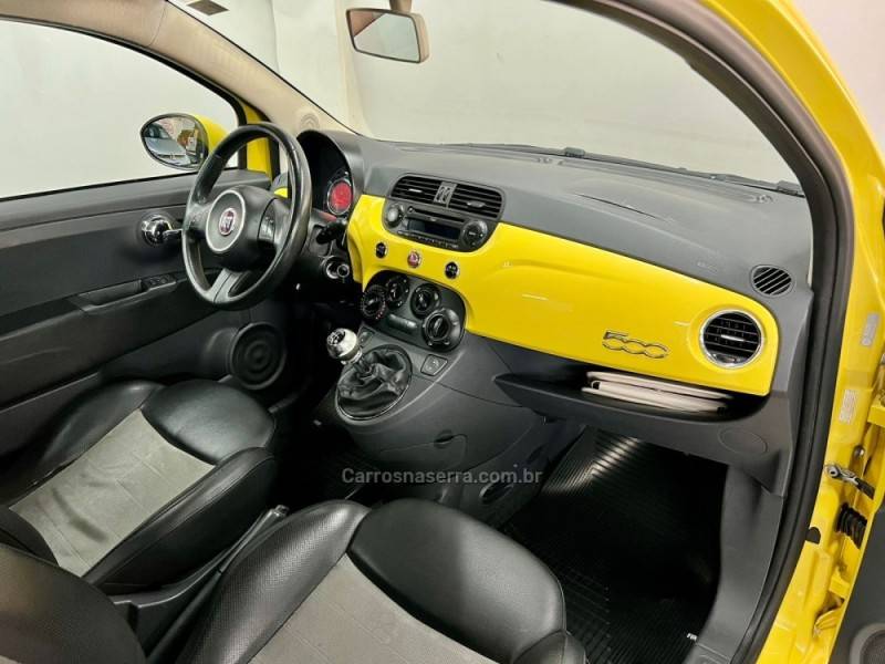 FIAT - 500 - 2010/2010 - Amarela - R$ 37.900,00
